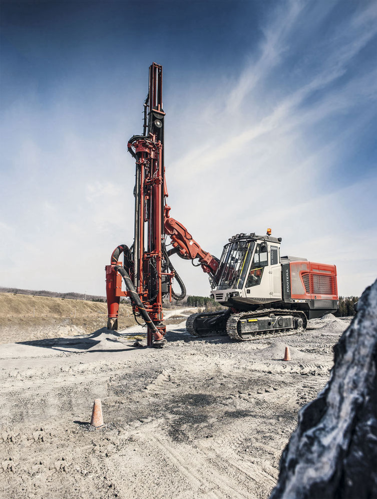 Perforadora superficial Sandvik Pantera